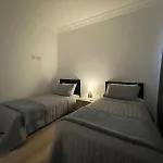 Linda Vista, Amplo Apartamento, 3 suítes, 2 garagens