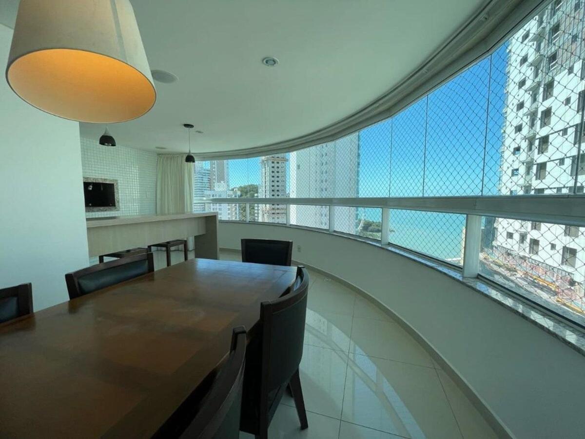 Linda Vista, Amplo Apartamento, 3 Suítes, 2 Garagens *