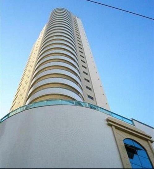 Linda Vista, Amplo Apartamento, 3 Suítes, 2 Garagens