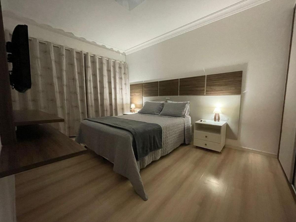 Apartamento Linda Vista, Amplo Apartamento, 3 Suítes, 2 Garagens *