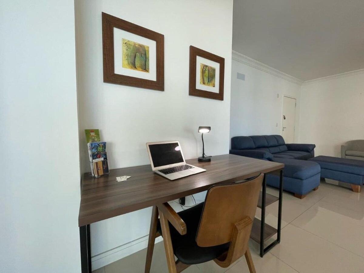 Linda Vista, Amplo Apartamento, 3 Suítes, 2 Garagens