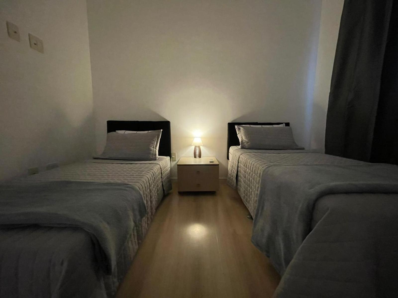 Apartamento Linda Vista, Amplo Apartamento, 3 Suítes, 2 Garagens *